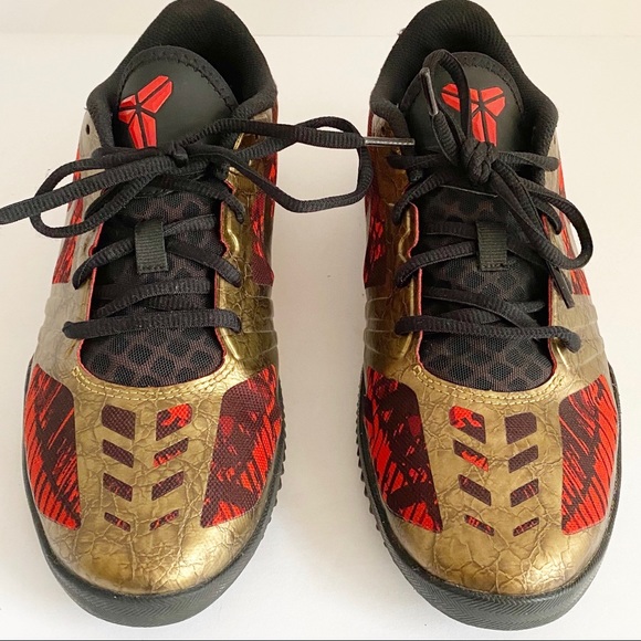 kobe iron man shoes